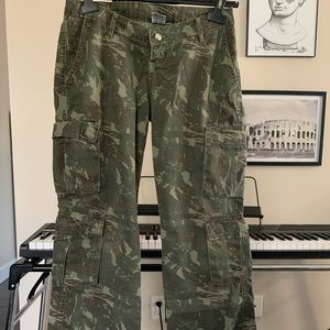 Original 90’s low-rise cargo pants